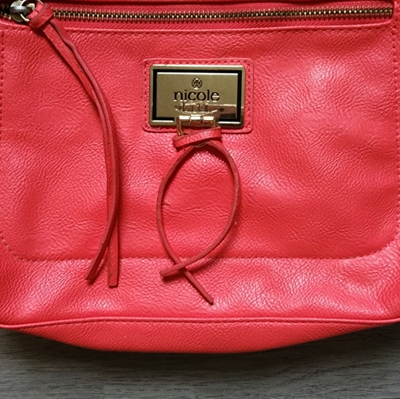 Nicole by Nicole Miller Coral Crossbody Shoulder Tote Casual Everyday Handbag - Picture 2 of 13